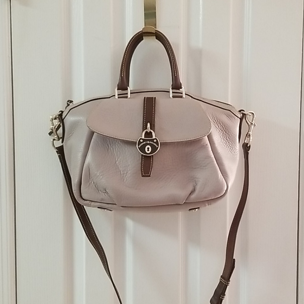 Dooney & Bourke